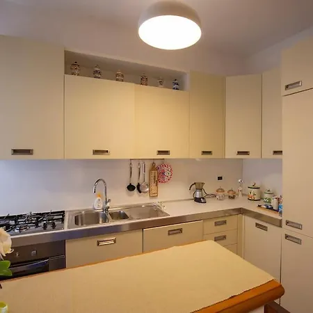 Dimora Al Colosseo, 2 Bedrooms Rome Exterior photo
