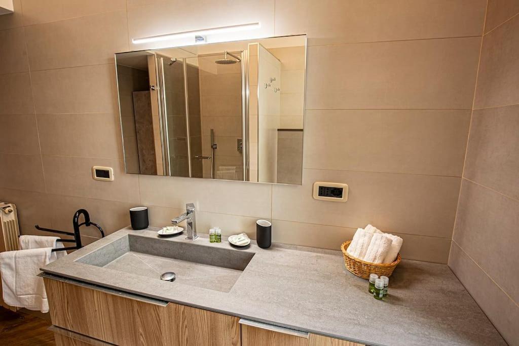 Appartement Dimora Al Colosseo, 2 Bedrooms *